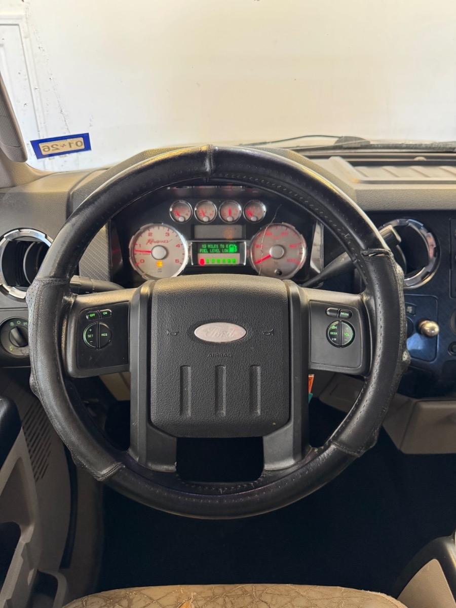 Ford Super Duty F-250 SRW 4WD Crew Cab 156" XL 2008