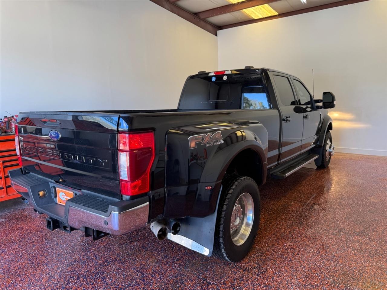Ford Super Duty F-450 DRW King Ranch 4WD Crew Cab 8' Box 2022