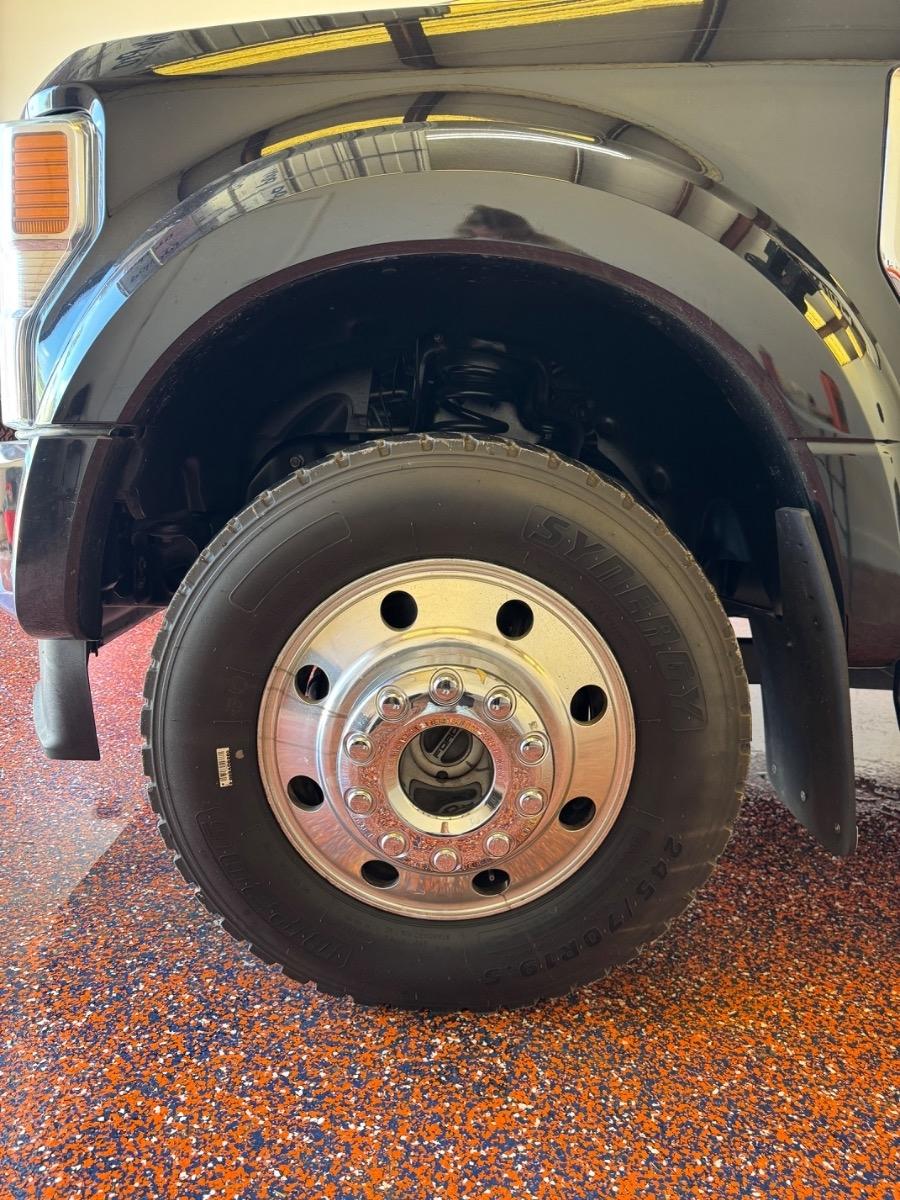 Ford Super Duty F-450 DRW King Ranch 4WD Crew Cab 8' Box 2022