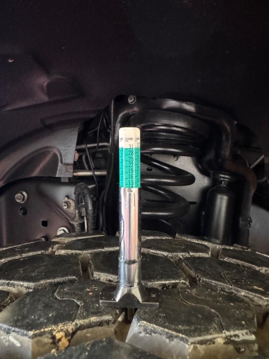 Ford Super Duty F-450 DRW King Ranch 4WD Crew Cab 8' Box 2022