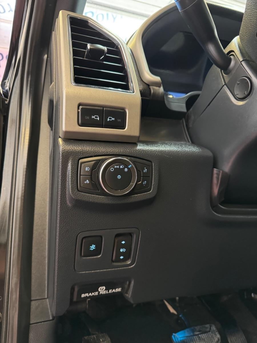 Ford Super Duty F-450 DRW King Ranch 4WD Crew Cab 8' Box 2022