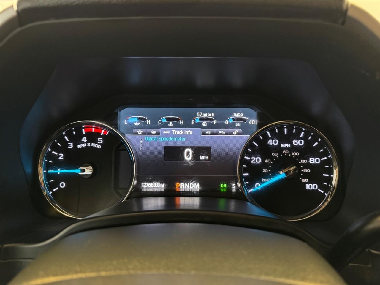 Ford Super Duty F-450 DRW King Ranch 4WD Crew Cab 8' Box 2022