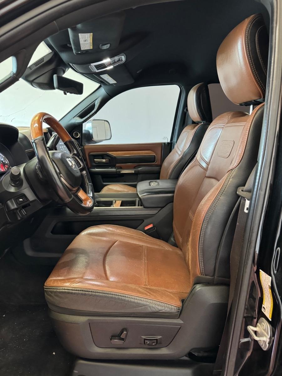 RAM 3500 Longhorn 4x4 Mega Cab 6'4" Box 2021