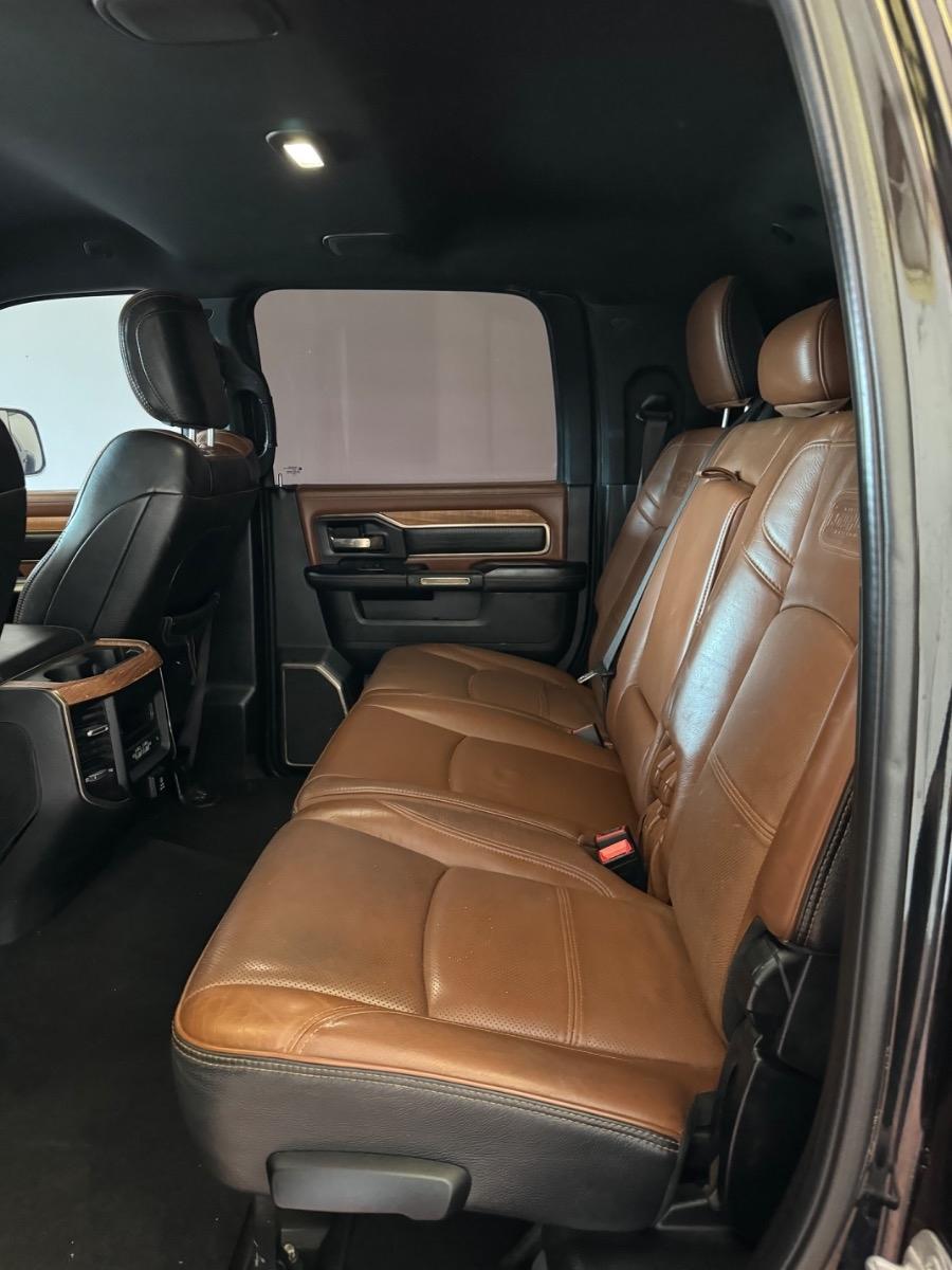RAM 3500 Longhorn 4x4 Mega Cab 6'4" Box 2021
