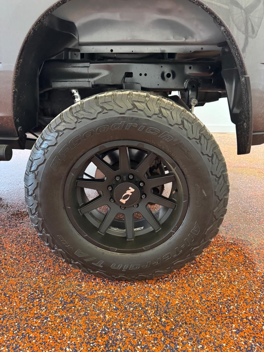 RAM 2500 Tradesman 4x4 Crew Cab 6'4" Box 2022