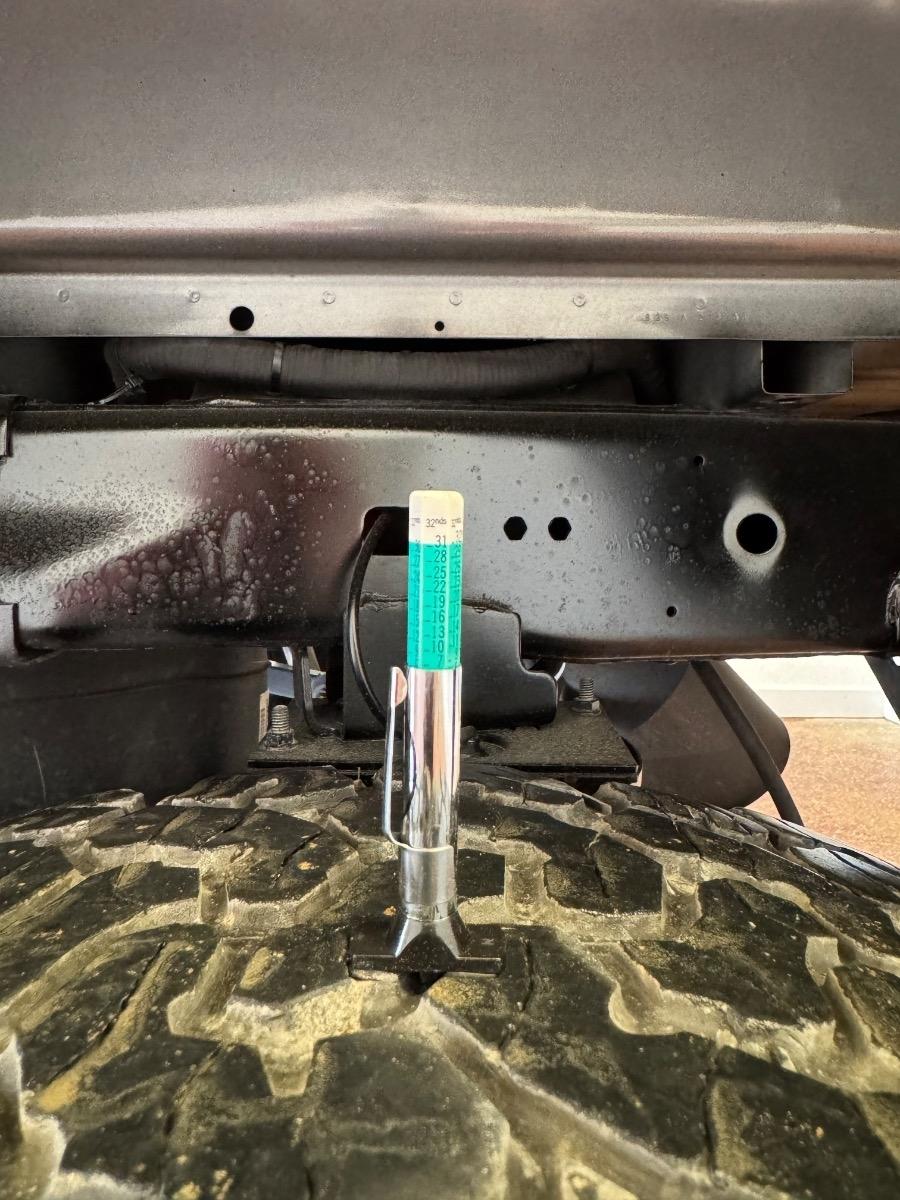 RAM 2500 Tradesman 4x4 Crew Cab 6'4" Box 2022