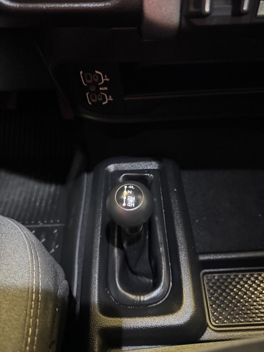 RAM 2500 Tradesman 4x4 Crew Cab 6'4" Box 2022