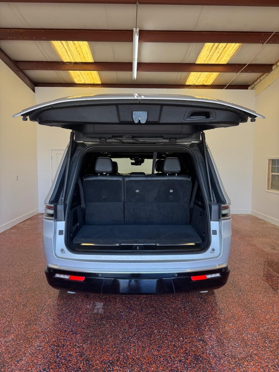 Jeep Grand Wagoneer Series III 4x4 2022