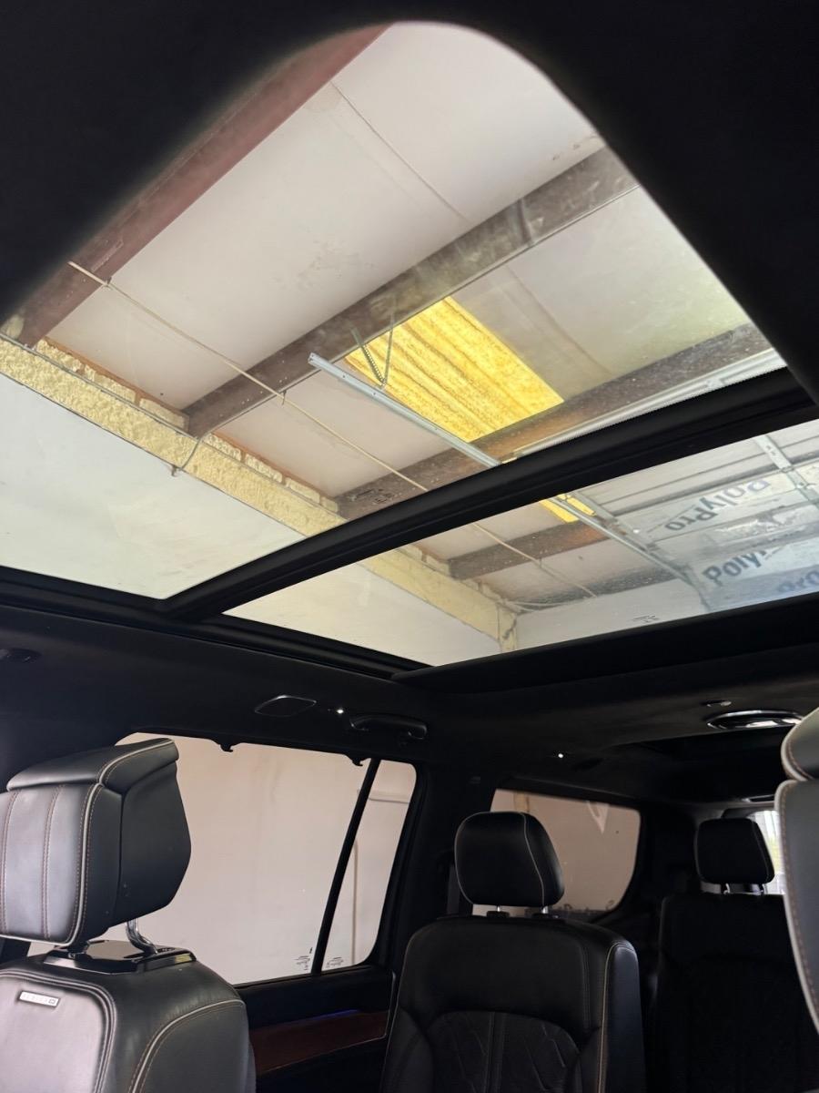 Jeep Grand Wagoneer Series III 4x4 2022