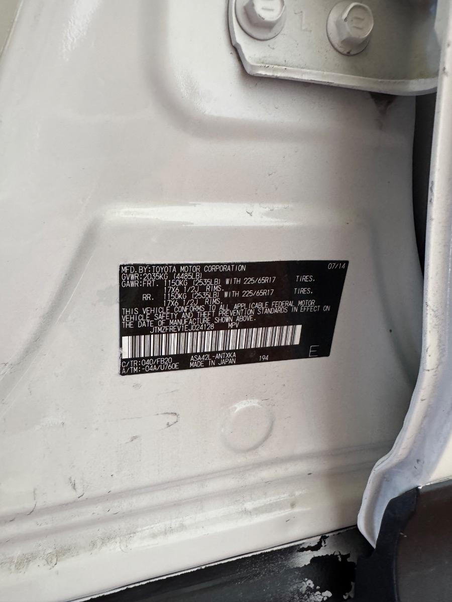 Toyota RAV4 FWD 4dr LE (Natl) 2014