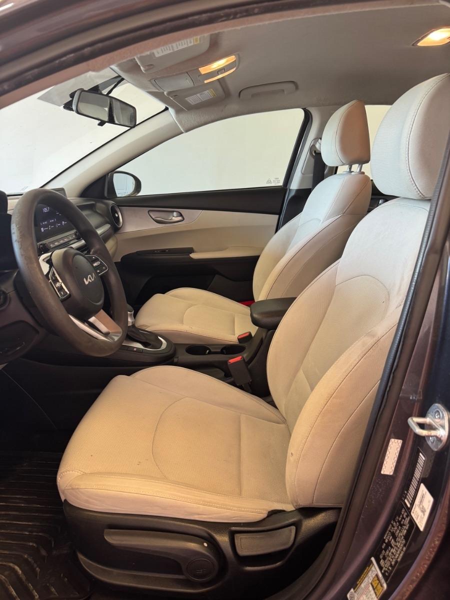 Kia Forte LXS IVT 2023