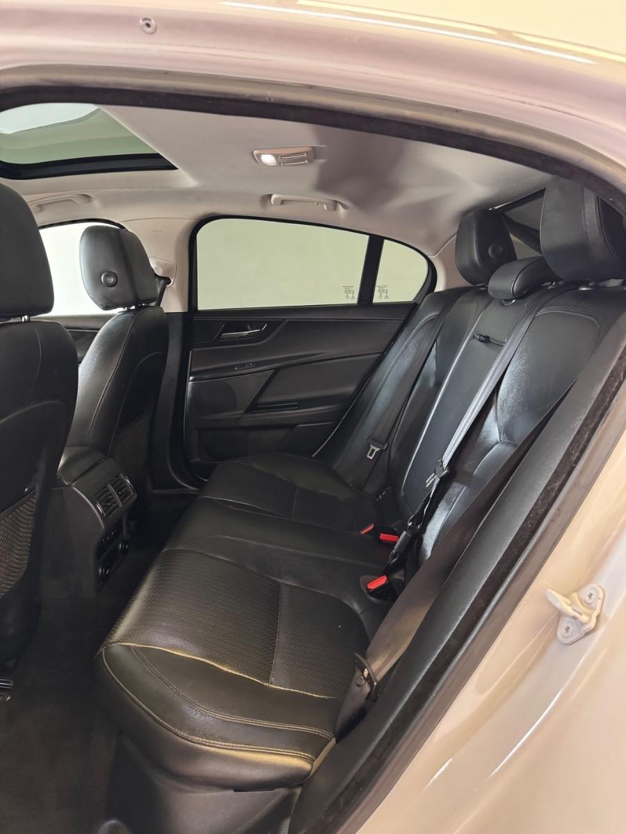 Jaguar XE 35t First Edition AWD 2017