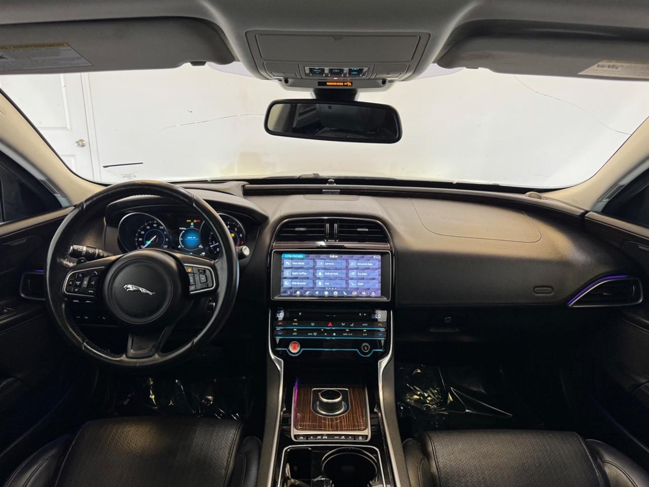 Jaguar XE 35t First Edition AWD 2017