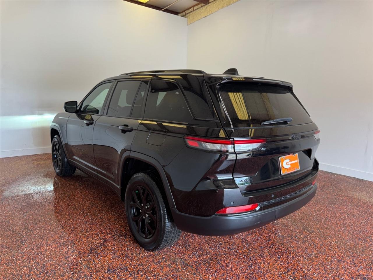 Jeep Grand Cherokee Altitude X 4x4 2024