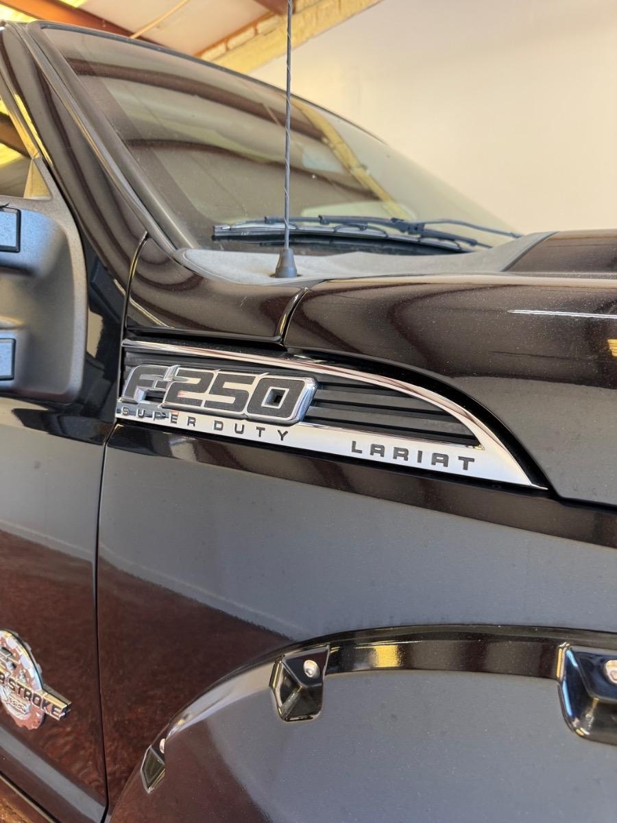 Ford Super Duty F-250 SRW 4WD Crew Cab 156" Platinum 2015