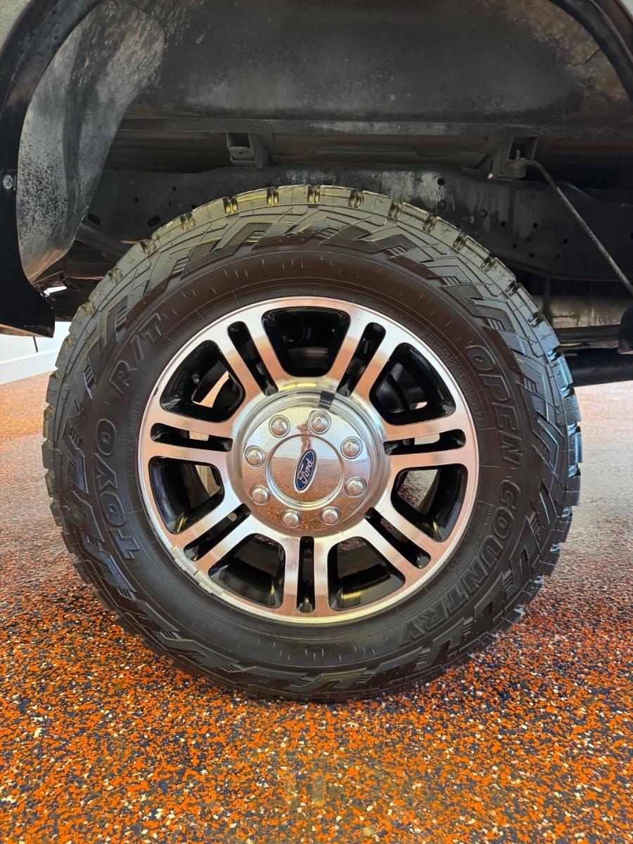 Ford Super Duty F-250 SRW 4WD Crew Cab 156" Platinum 2015