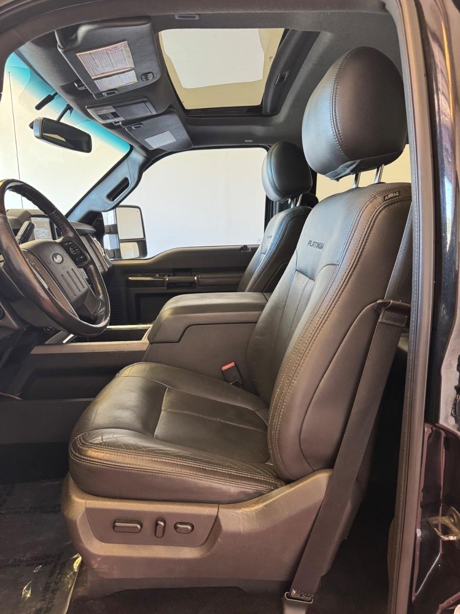 Ford Super Duty F-250 SRW 4WD Crew Cab 156" Platinum 2015