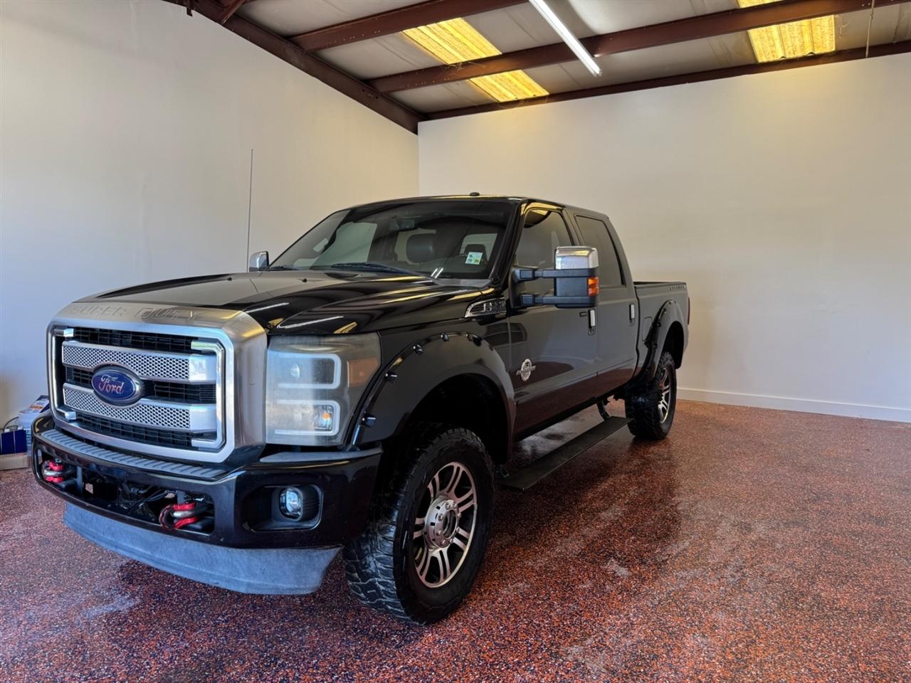 2015 Ford Super Duty F-250 SRW 4WD Crew Cab 156" Platinum