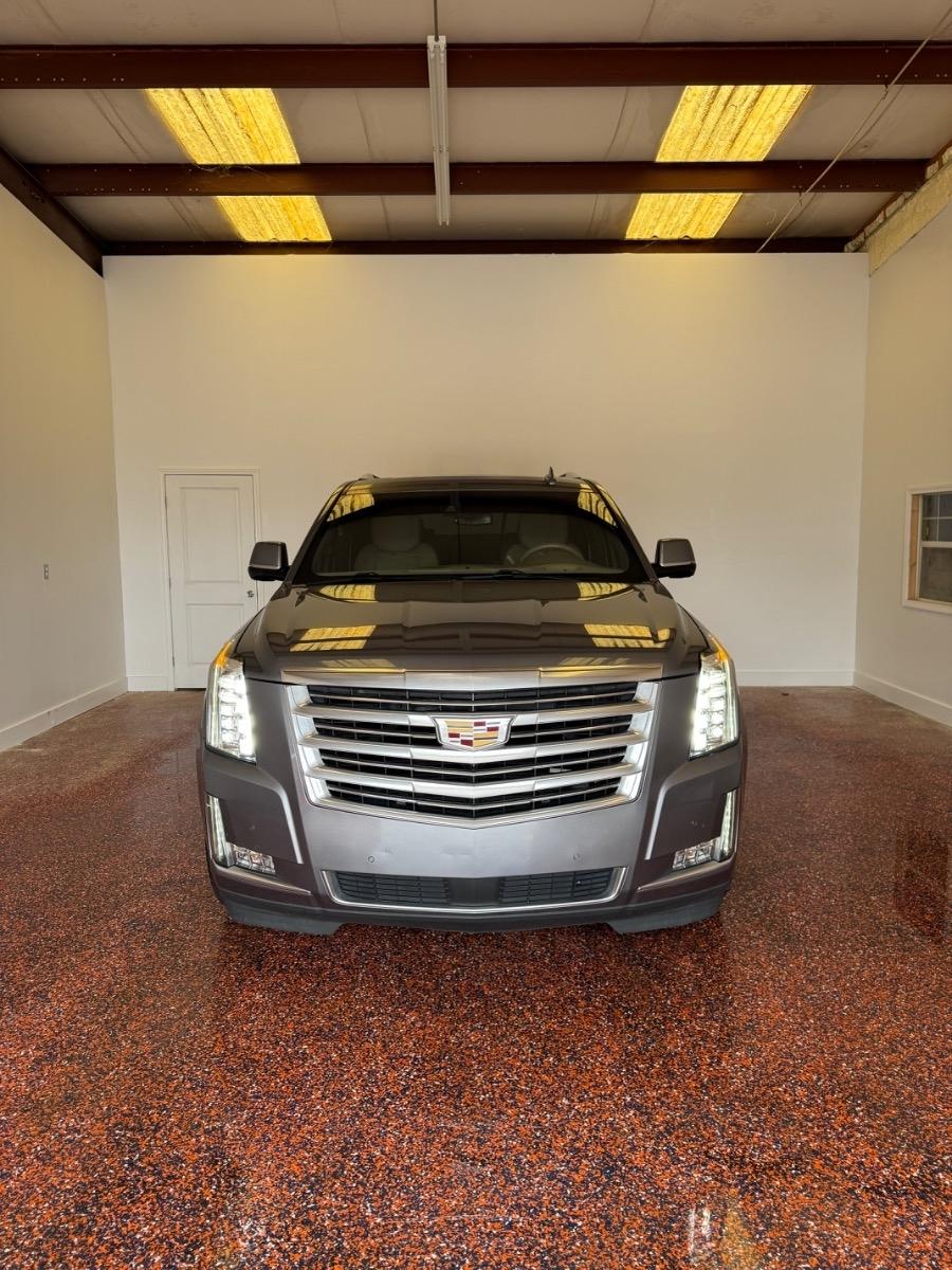 Cadillac Escalade 4WD 4dr Platinum 2019
