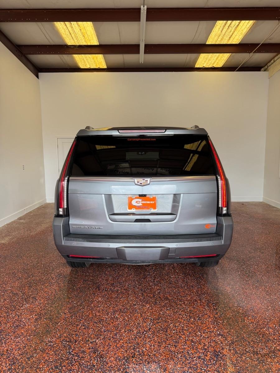 Cadillac Escalade 4WD 4dr Platinum 2019