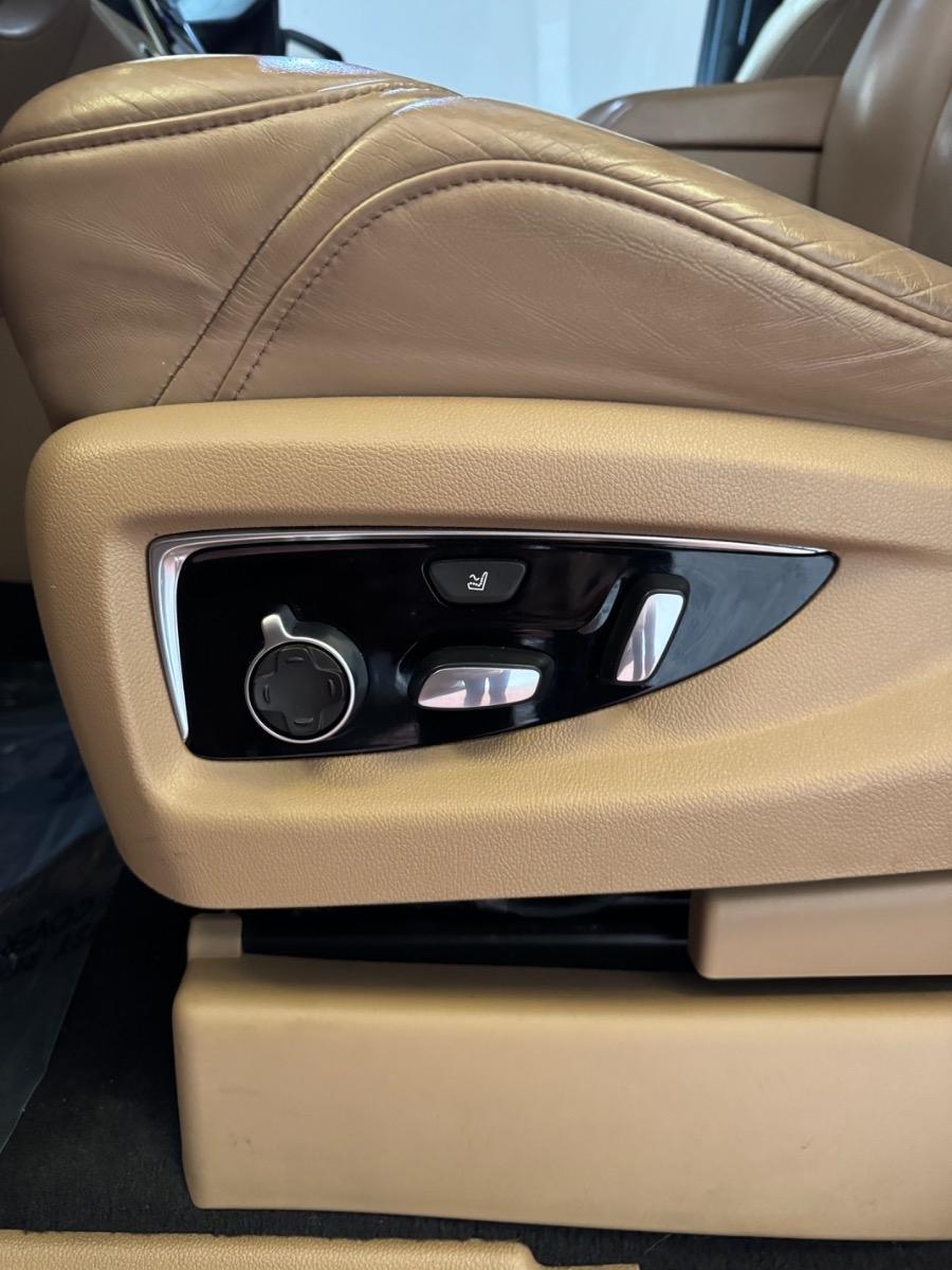 Cadillac Escalade 4WD 4dr Platinum 2019