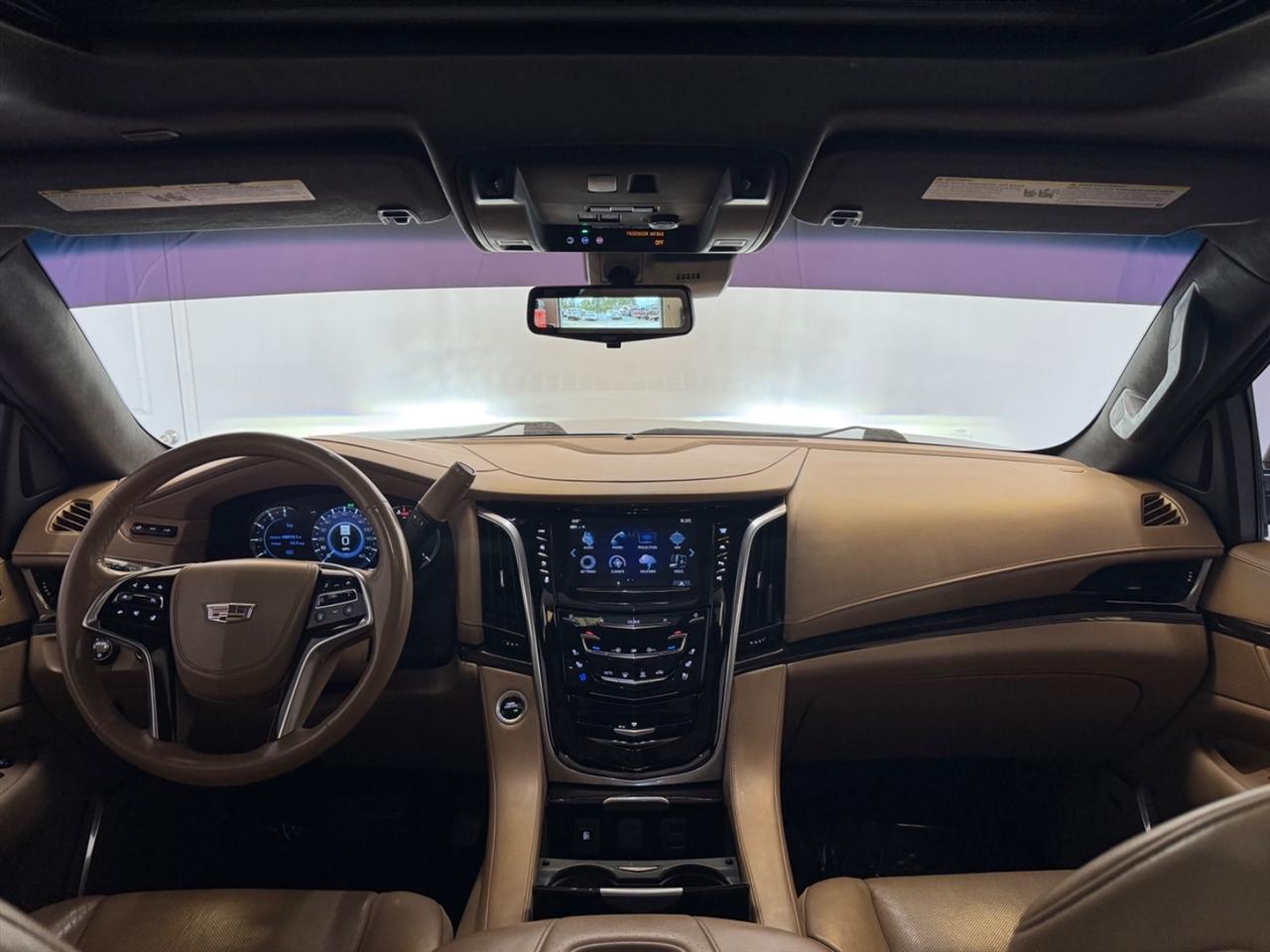 Cadillac Escalade 4WD 4dr Platinum 2019
