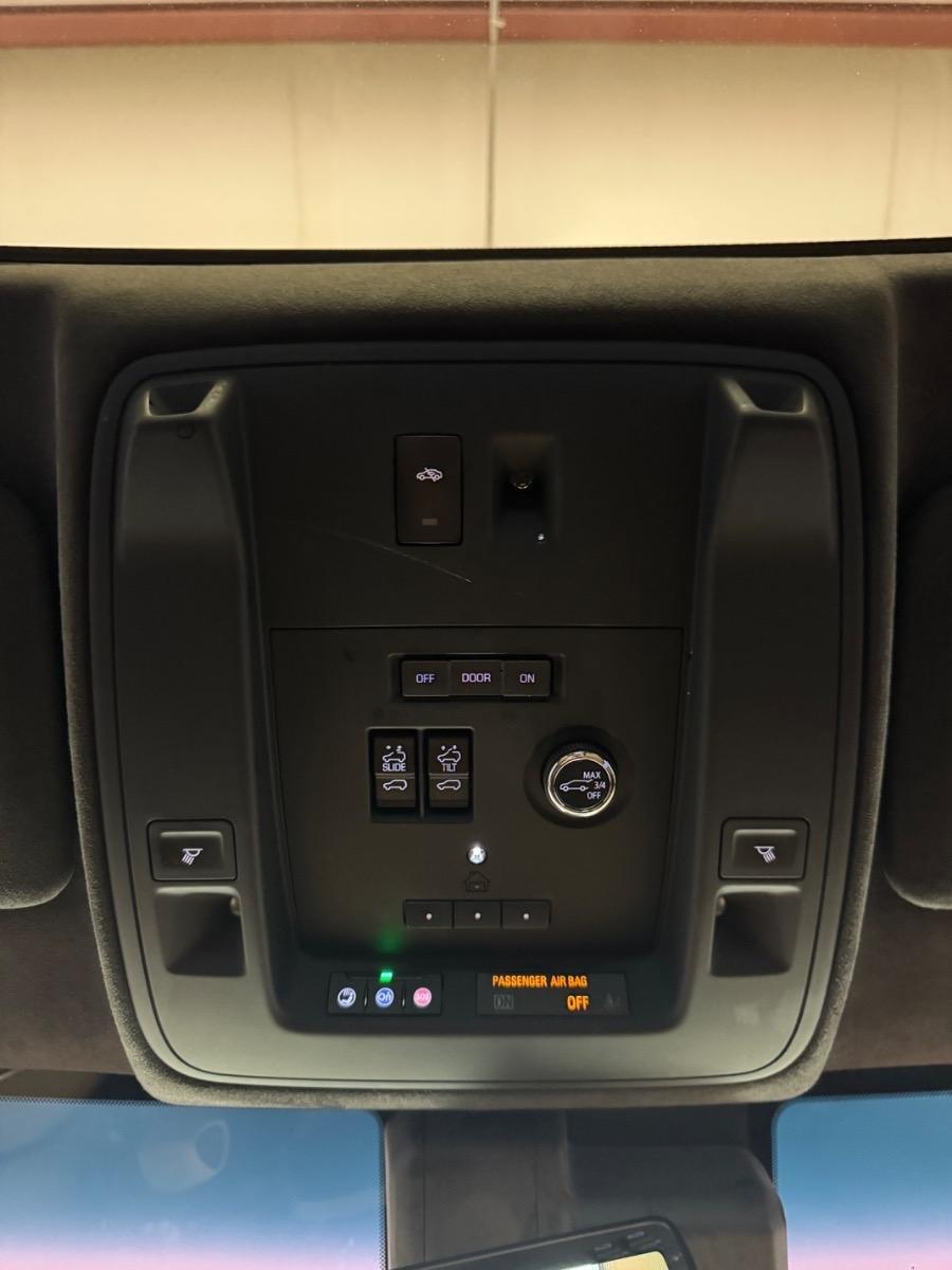 Cadillac Escalade 4WD 4dr Platinum 2019