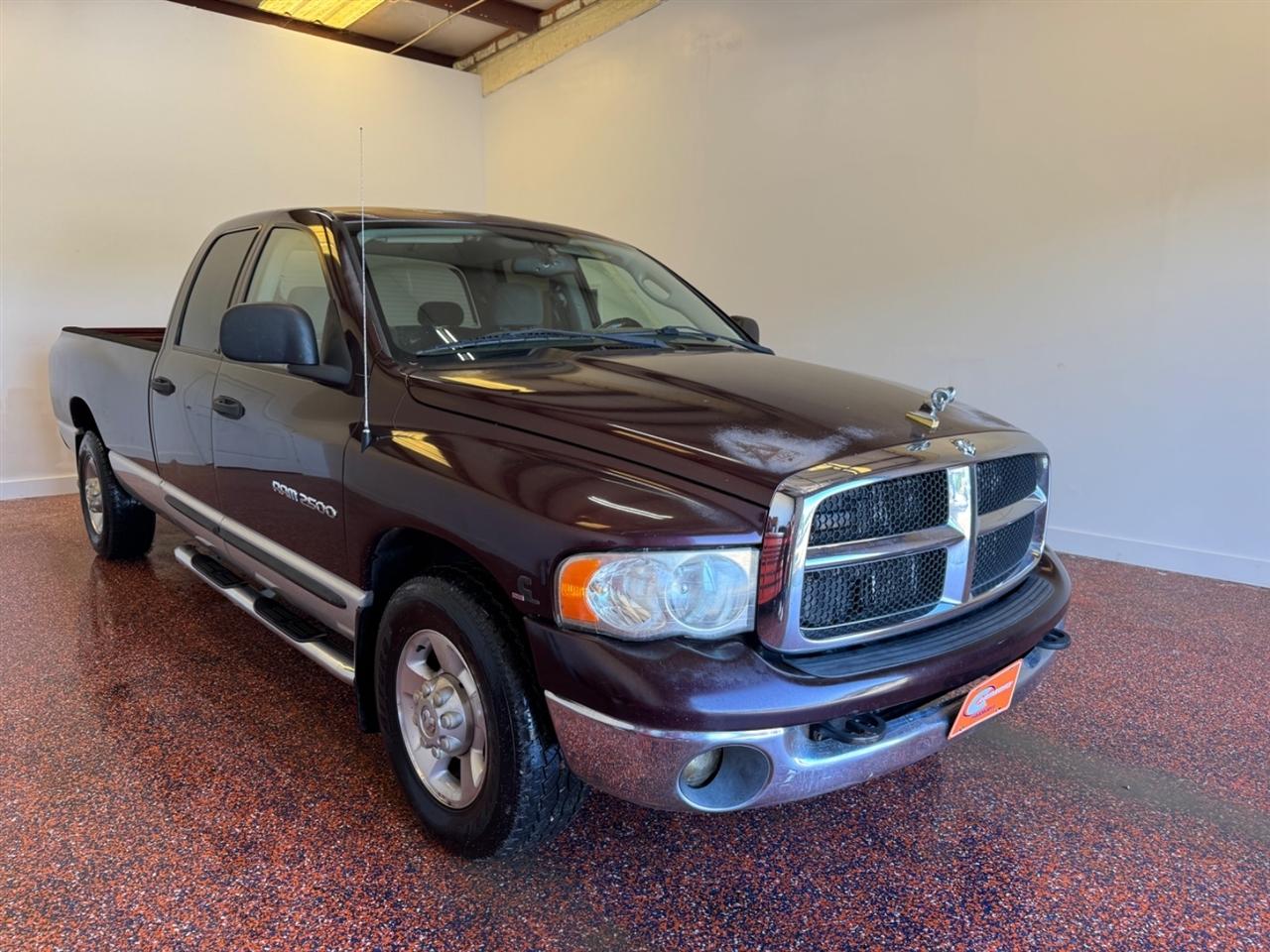 Dodge Ram 2500 4dr Quad Cab 160.5" WB SLT 2004