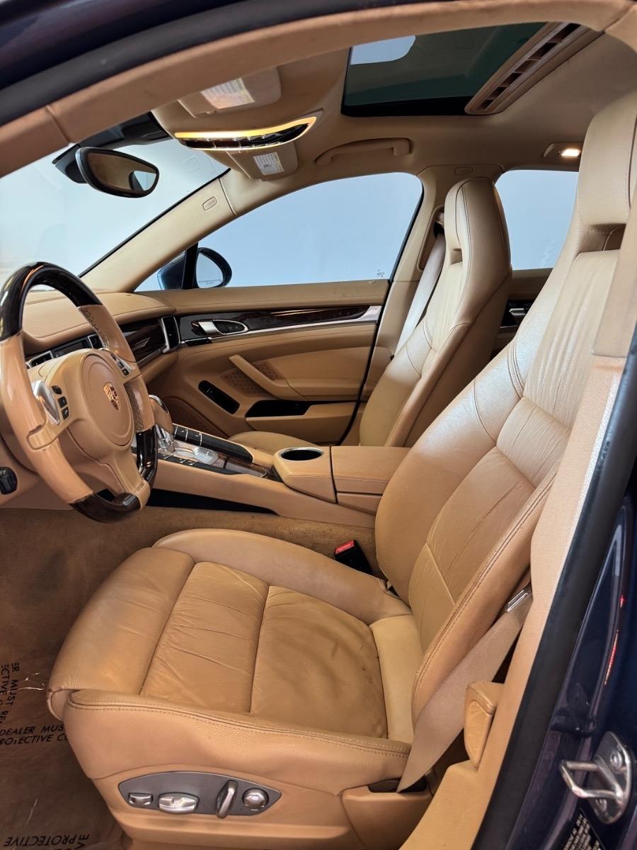 Porsche Panamera 4dr HB 4 2015