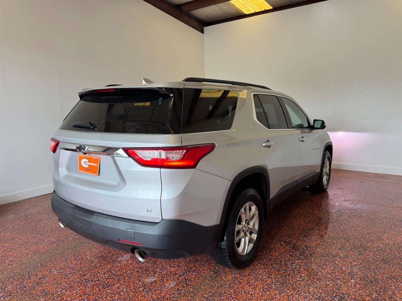 Chevrolet Traverse FWD 4dr LT Cloth w/1LT 2020
