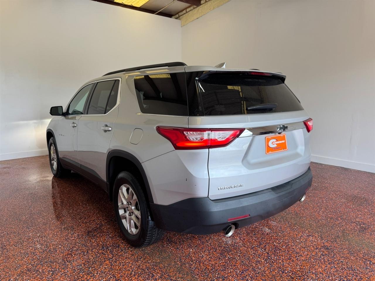 Chevrolet Traverse FWD 4dr LT Cloth w/1LT 2020