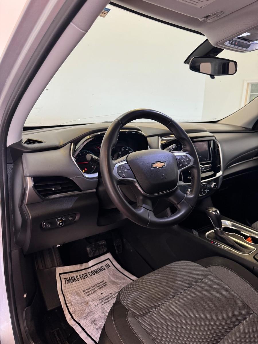 Chevrolet Traverse FWD 4dr LT Cloth w/1LT 2020