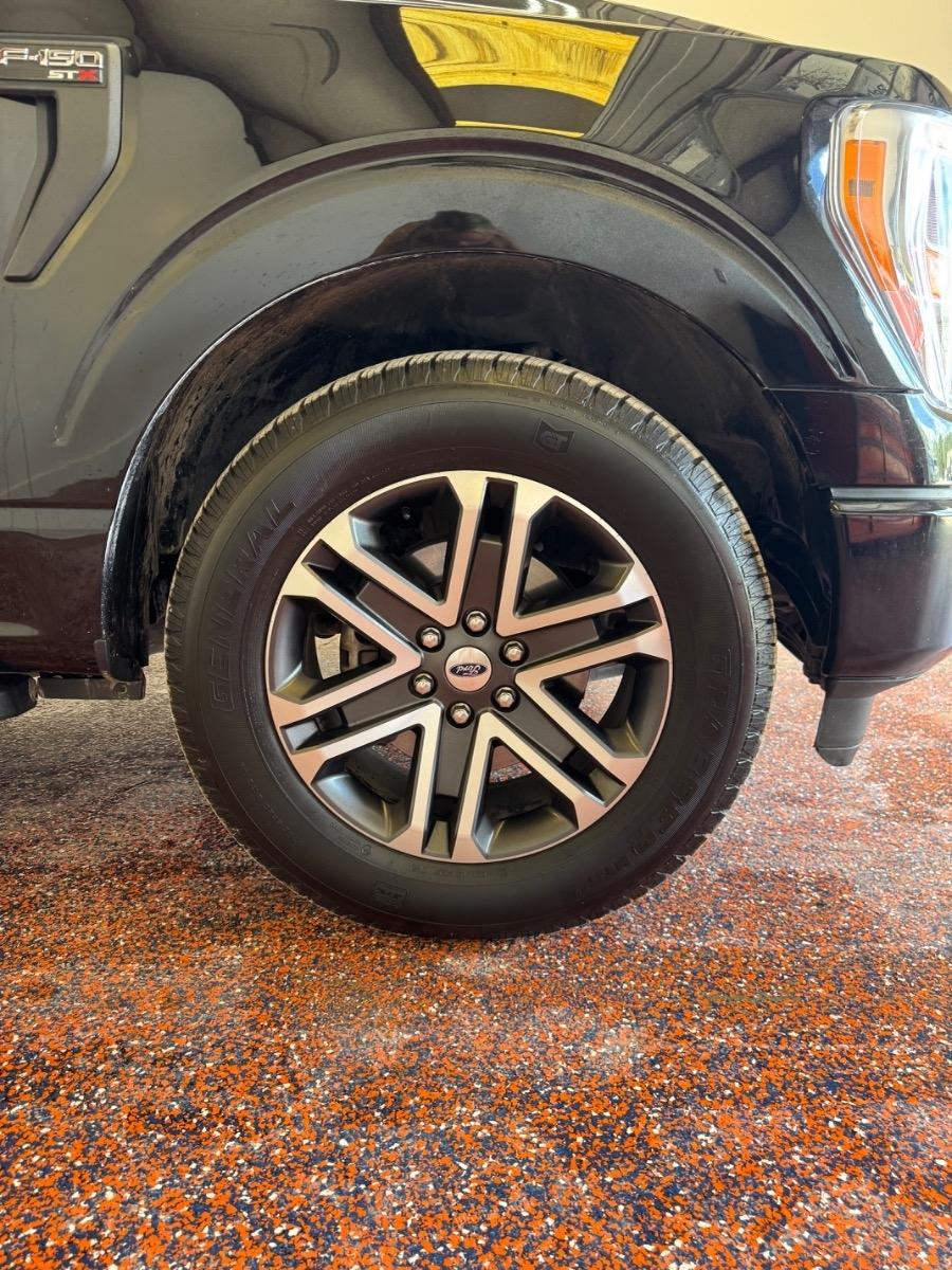 Ford F-150 Lariat 2WD SuperCrew 5.5' Box 2022