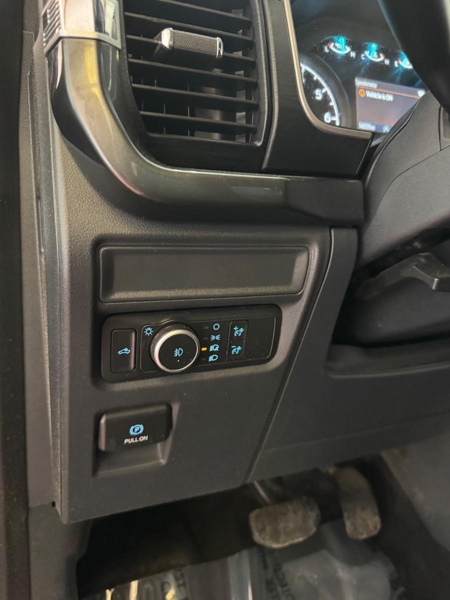 Ford F-150 Lariat 2WD SuperCrew 5.5' Box 2022