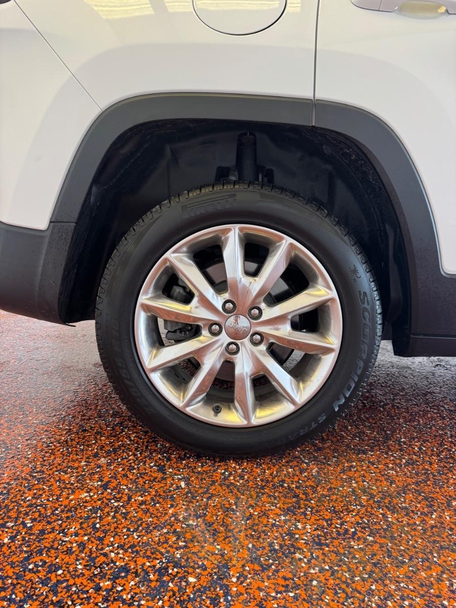 Jeep Cherokee FWD 4dr Limited 2014