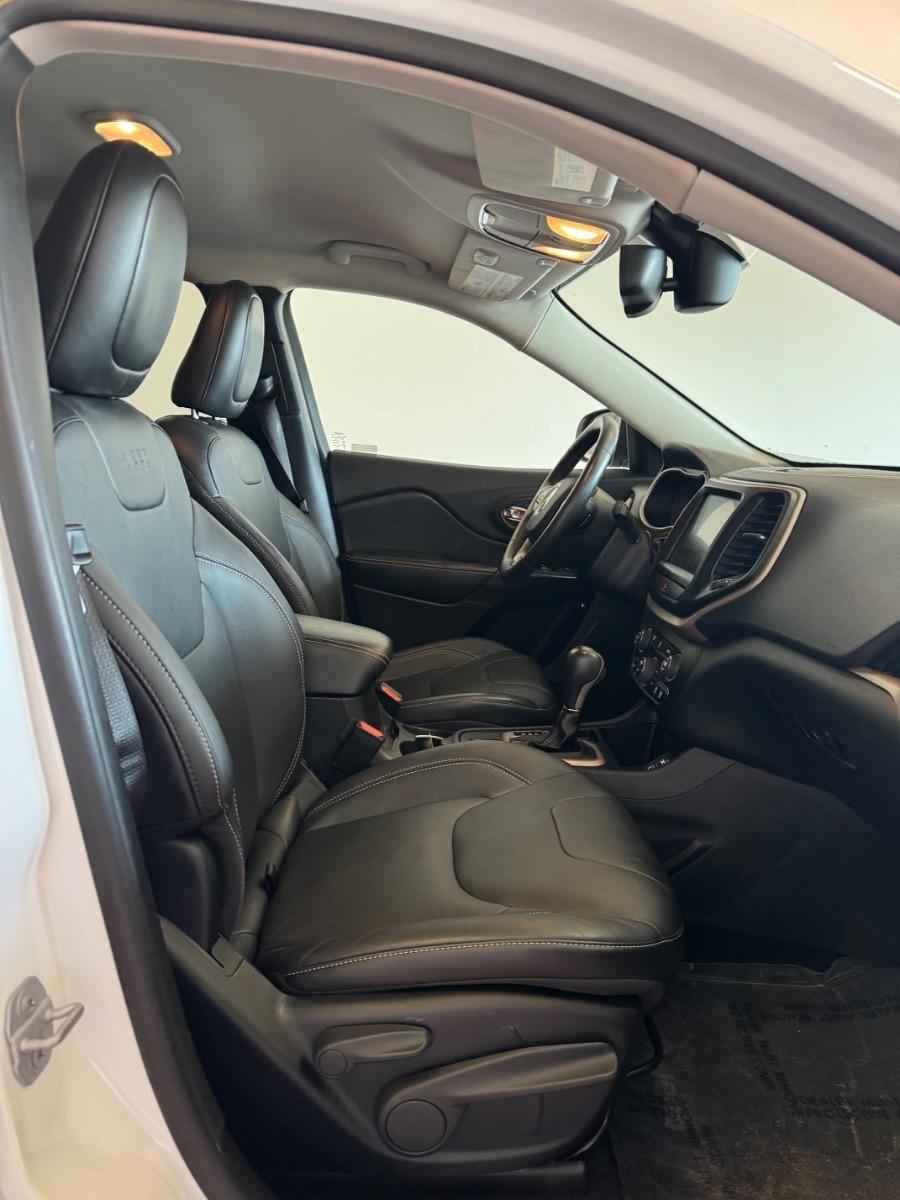 Jeep Cherokee FWD 4dr Limited 2014