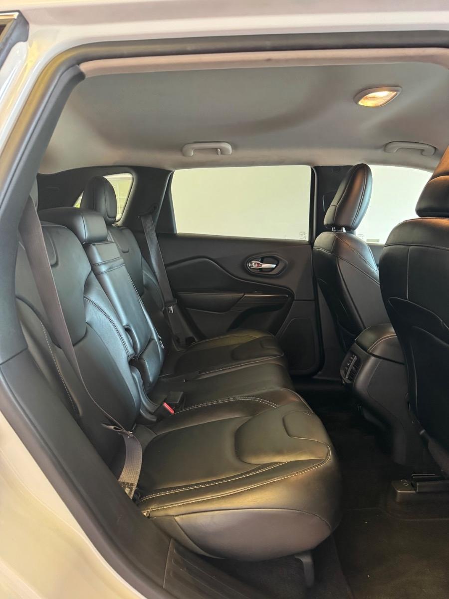 Jeep Cherokee FWD 4dr Limited 2014