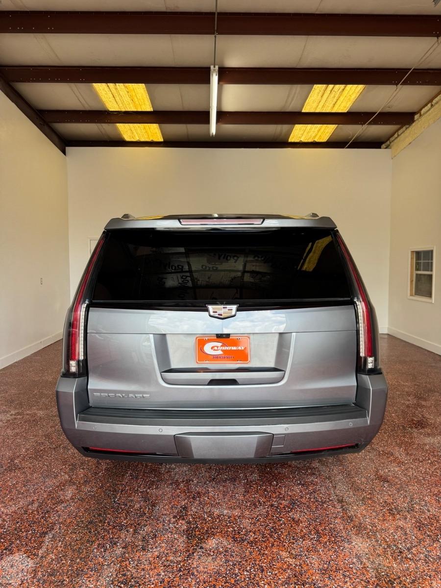 Cadillac Escalade ESV 4WD 4dr Platinum 2020