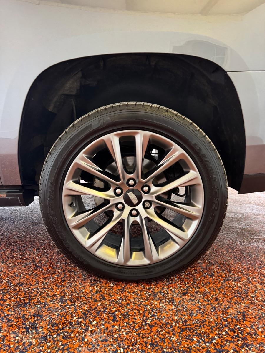 Cadillac Escalade ESV 4WD 4dr Platinum 2020