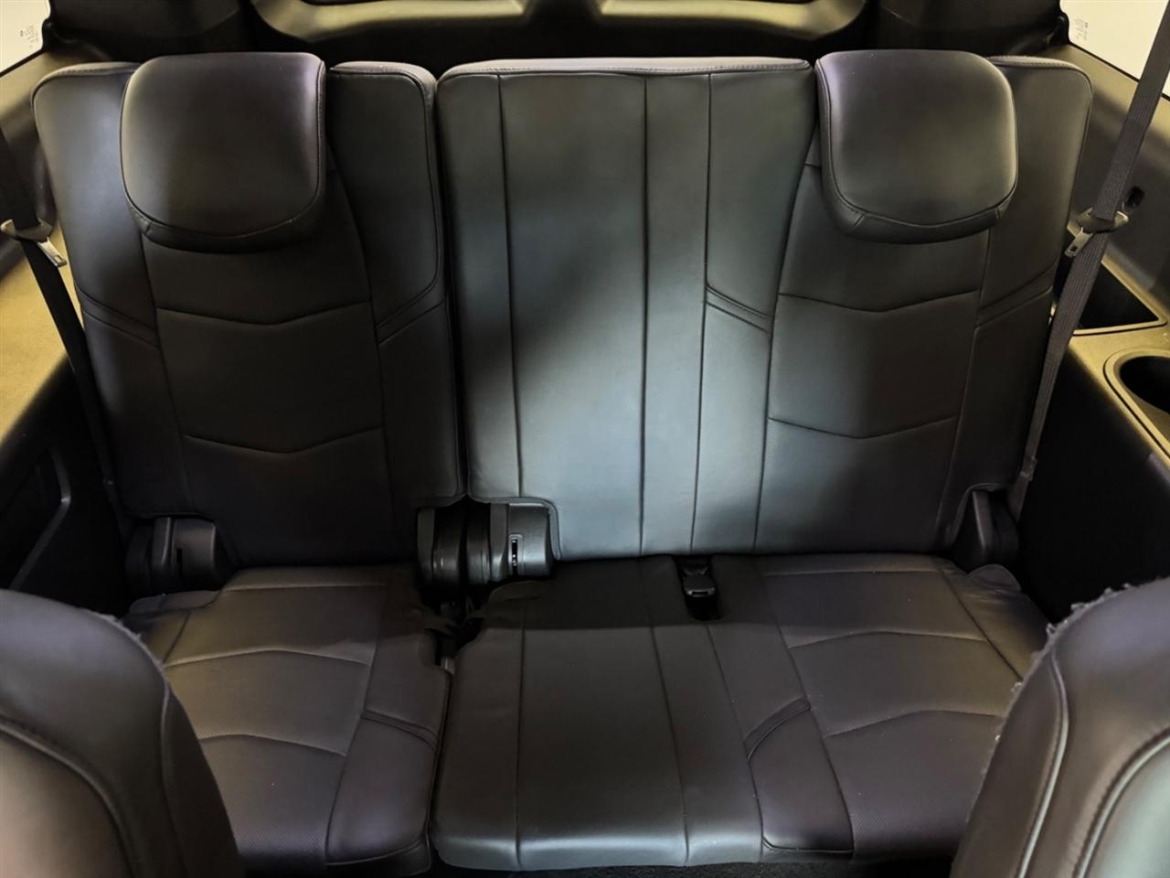 Cadillac Escalade ESV 4WD 4dr Platinum 2020