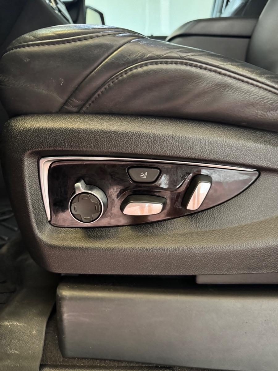 Cadillac Escalade ESV 4WD 4dr Platinum 2020