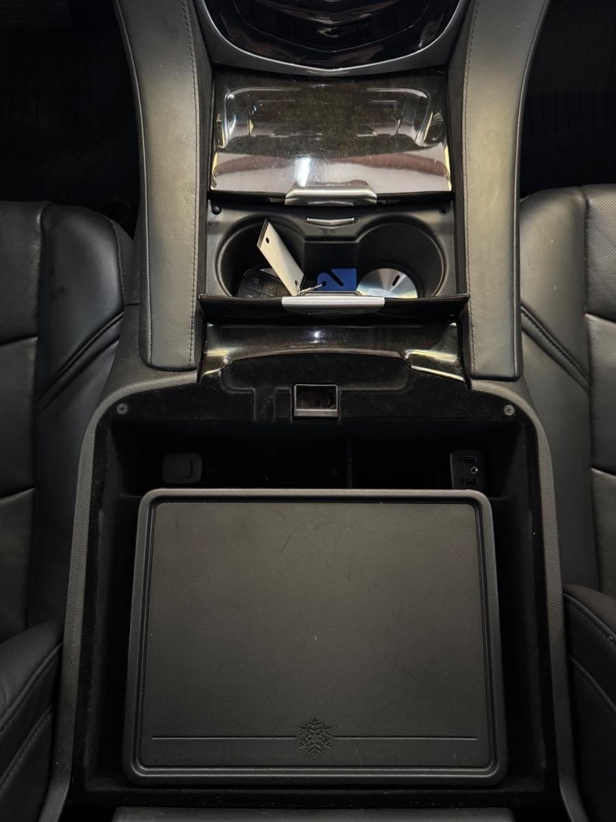 Cadillac Escalade ESV 4WD 4dr Platinum 2020