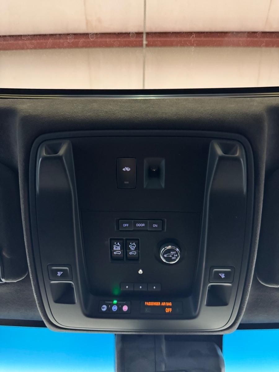 Cadillac Escalade ESV 4WD 4dr Platinum 2020