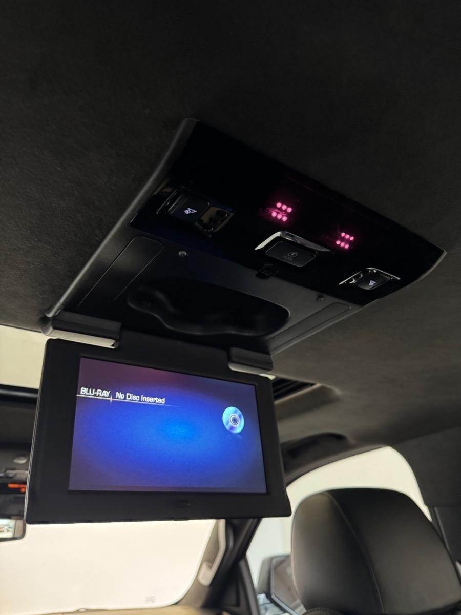 Cadillac Escalade ESV 4WD 4dr Platinum 2020