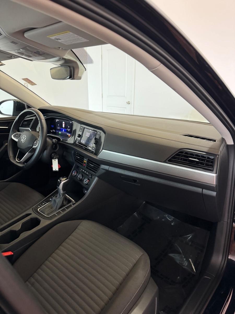 Volkswagen Jetta S Auto 2024