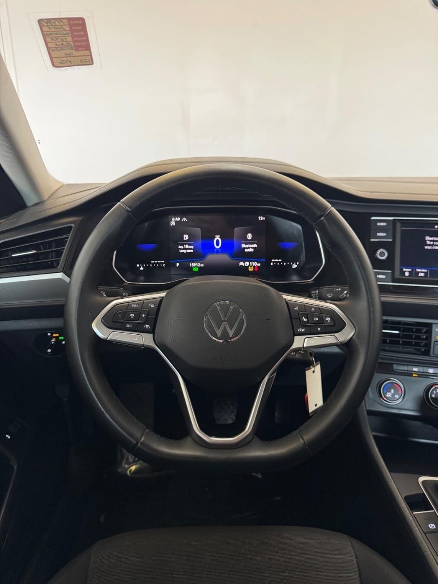 Volkswagen Jetta S Auto 2024