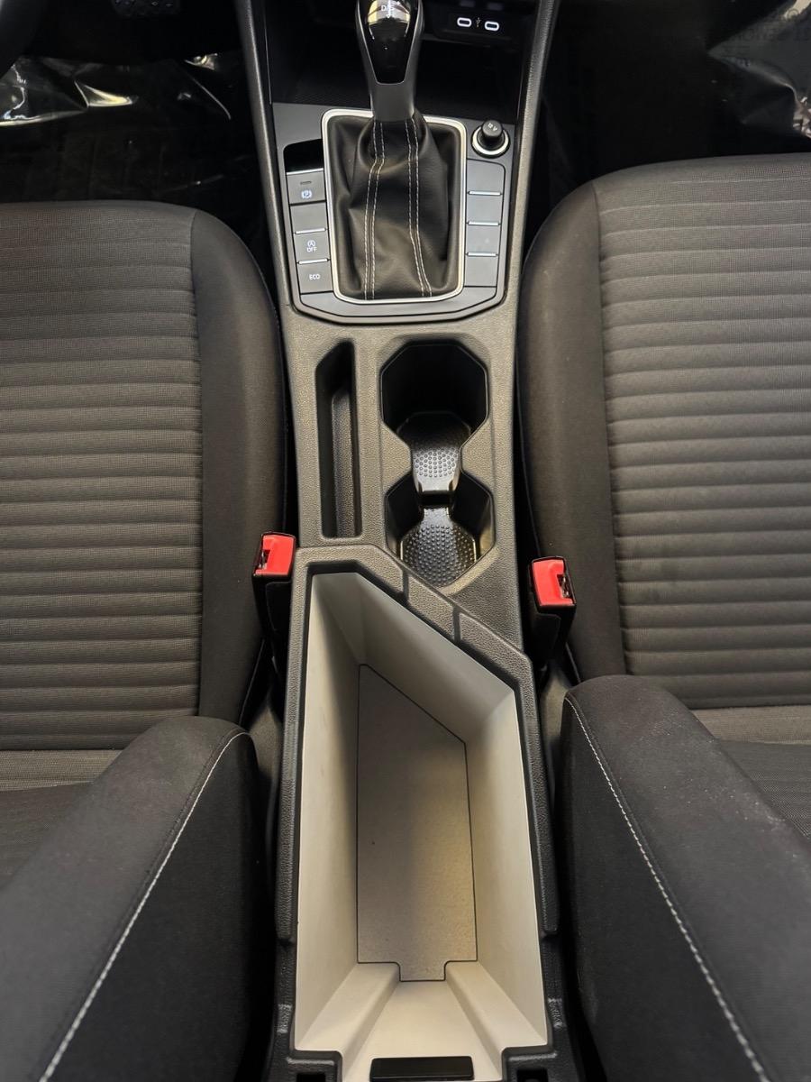 Volkswagen Jetta S Auto 2024