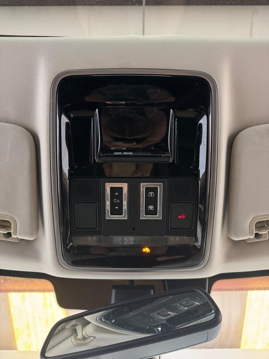 Land Rover Range Rover 4WD 4dr HSE 2015