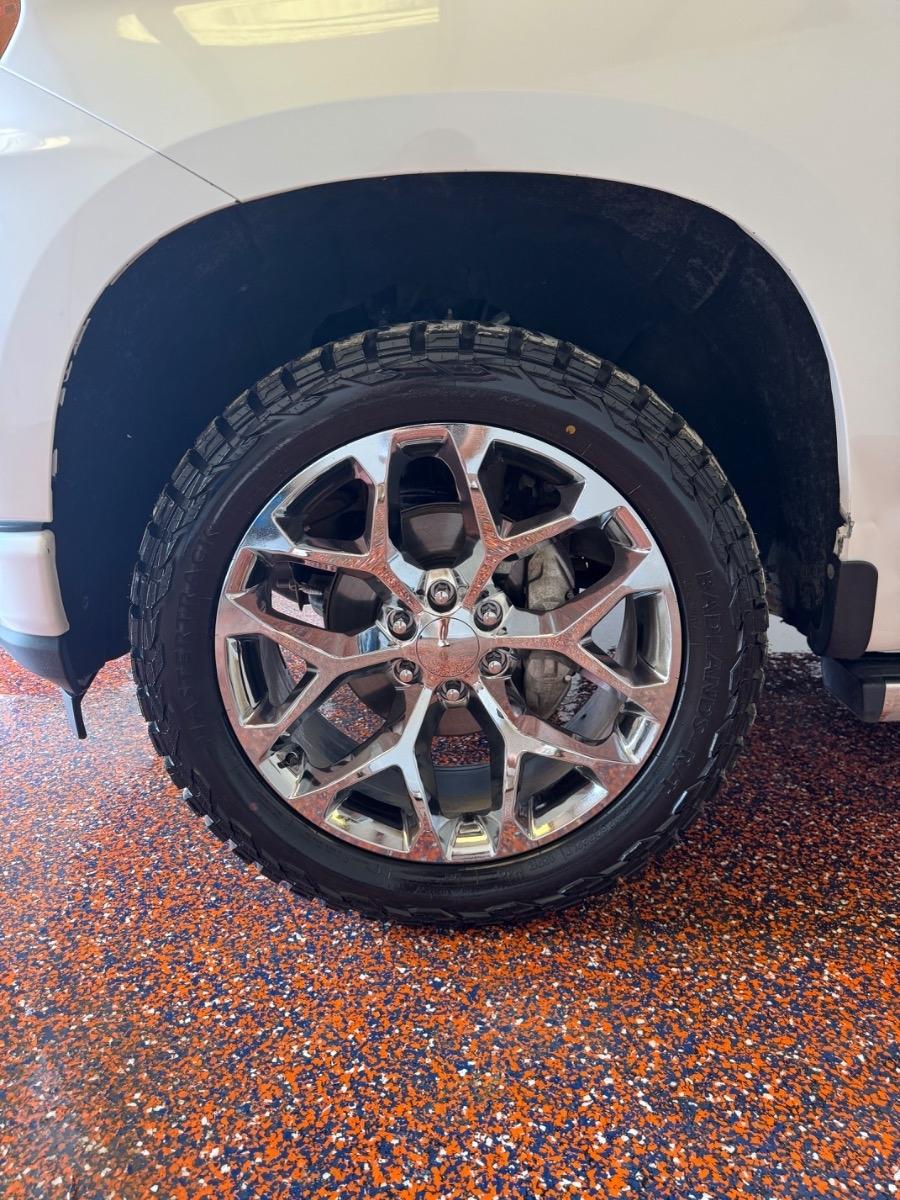 Chevrolet Silverado 1500 LTD 4WD Crew Cab 147" High Country 2022