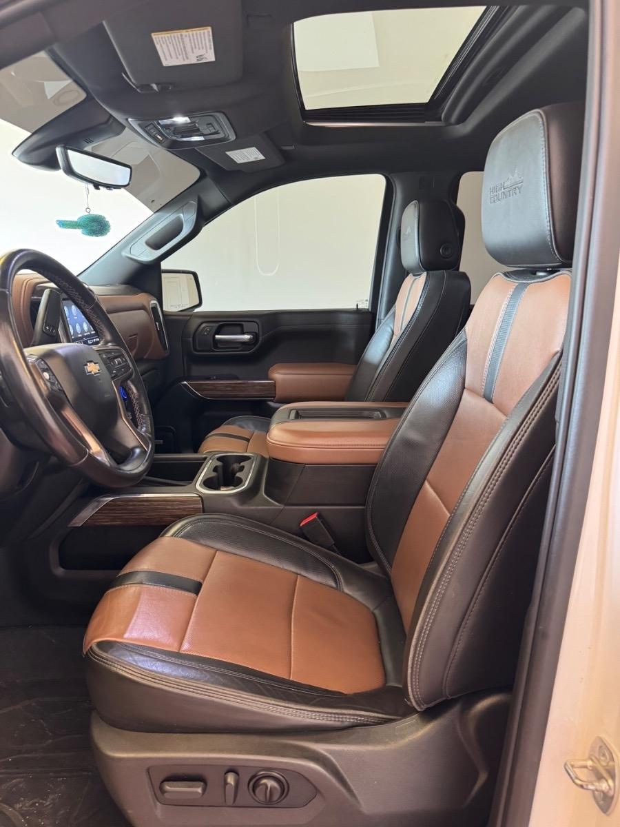 Chevrolet Silverado 1500 LTD 4WD Crew Cab 147" High Country 2022